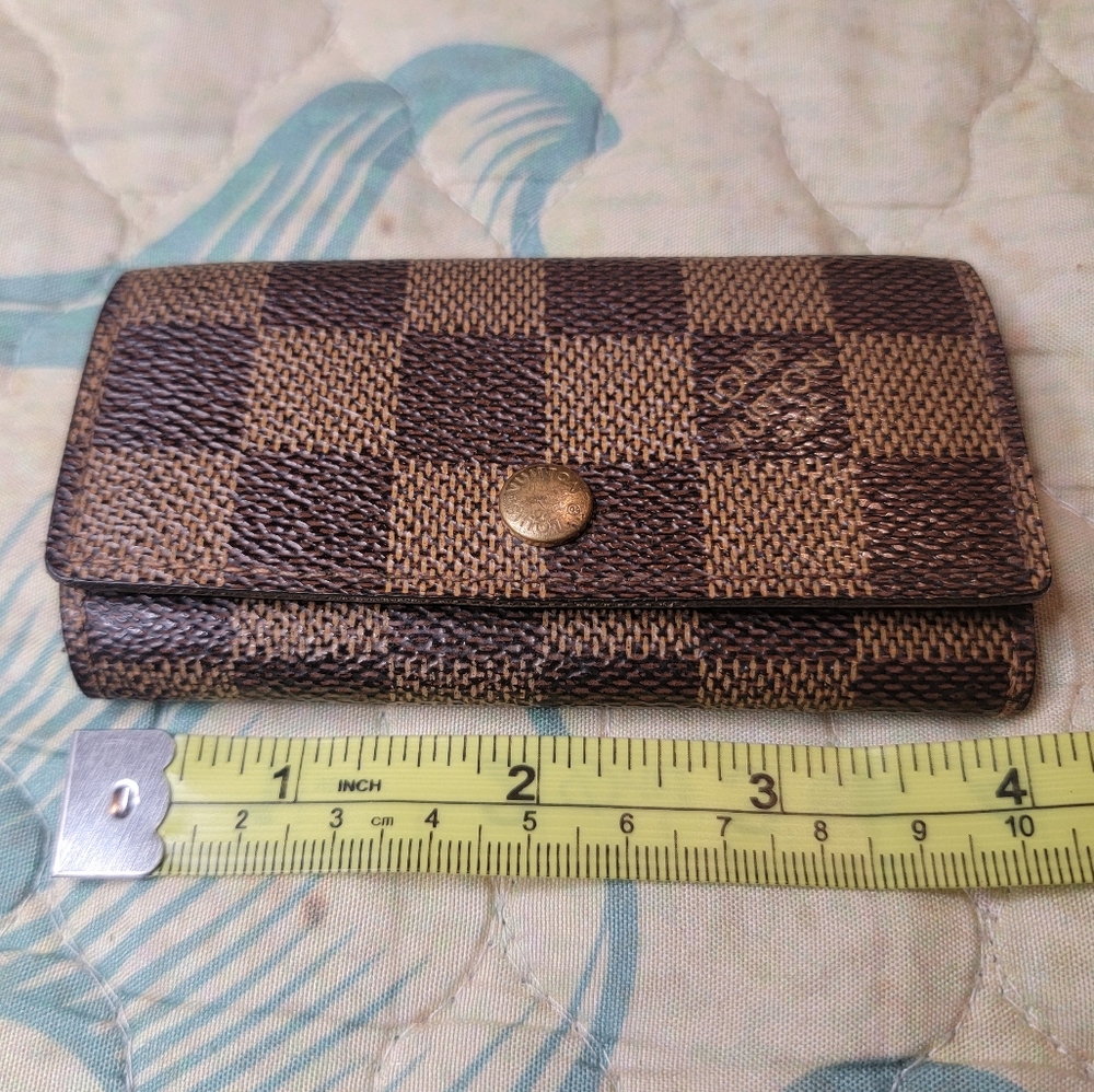 Lv Keyholder - image 1